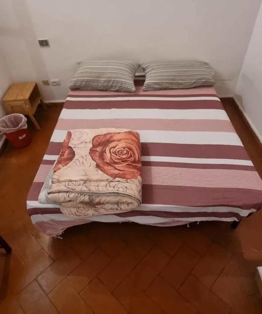 Cozy Bedroom Pise Italie